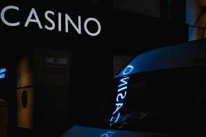 Почему казино Пинко не выводит деньги